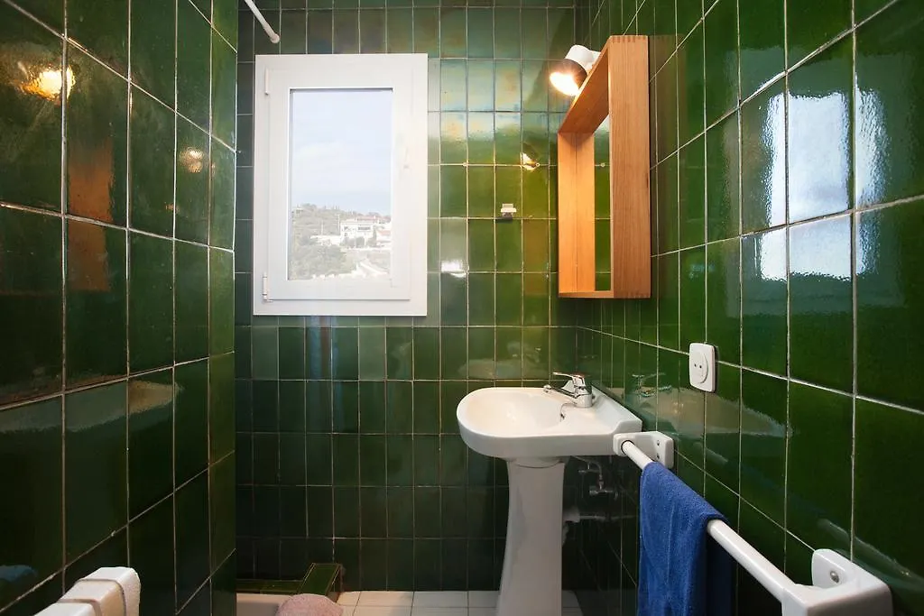 Akira Flats Cadaqués Apartments